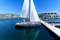 2026 Beneteau Oceanis Yacht 54