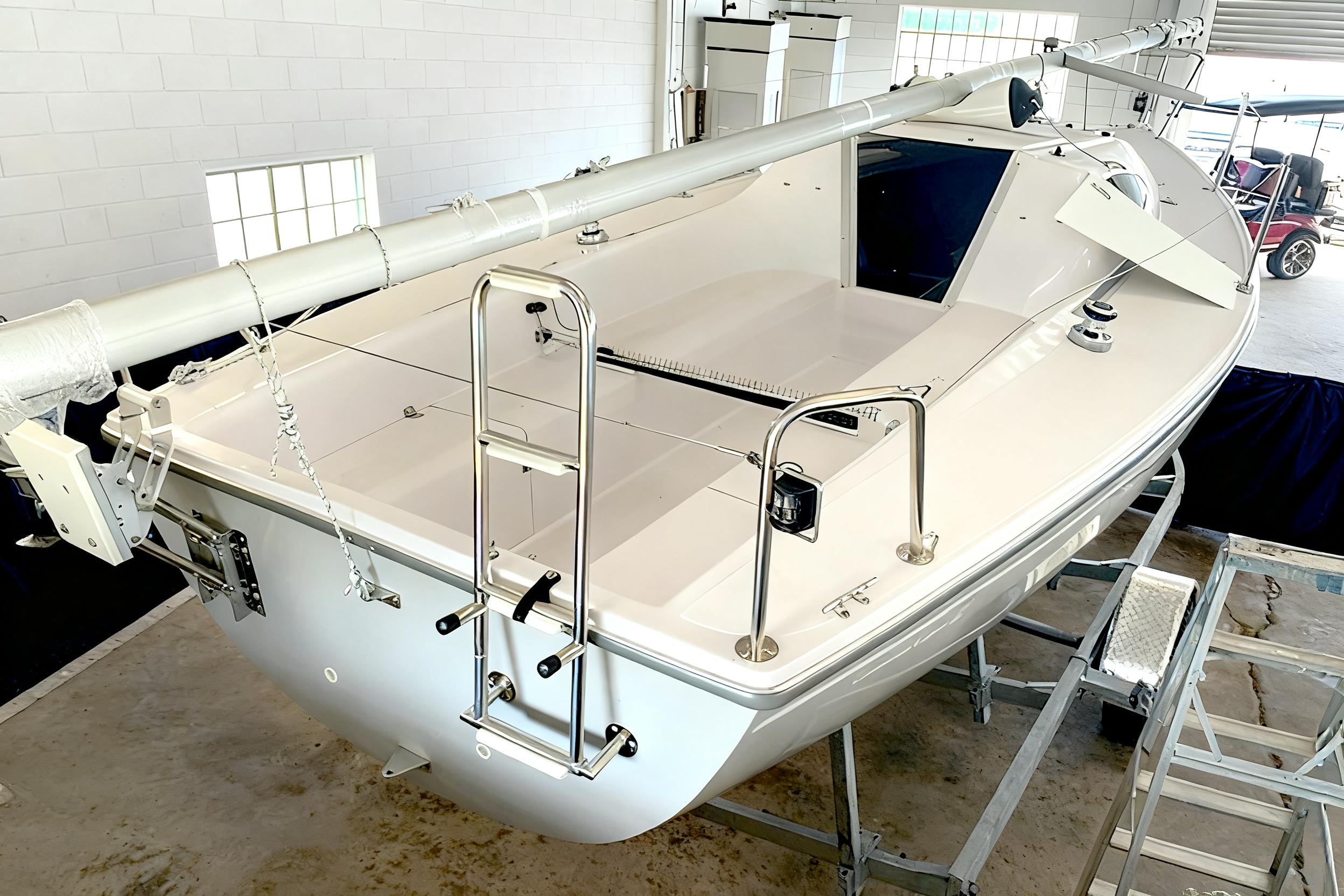 2026 Catalina Capri 22