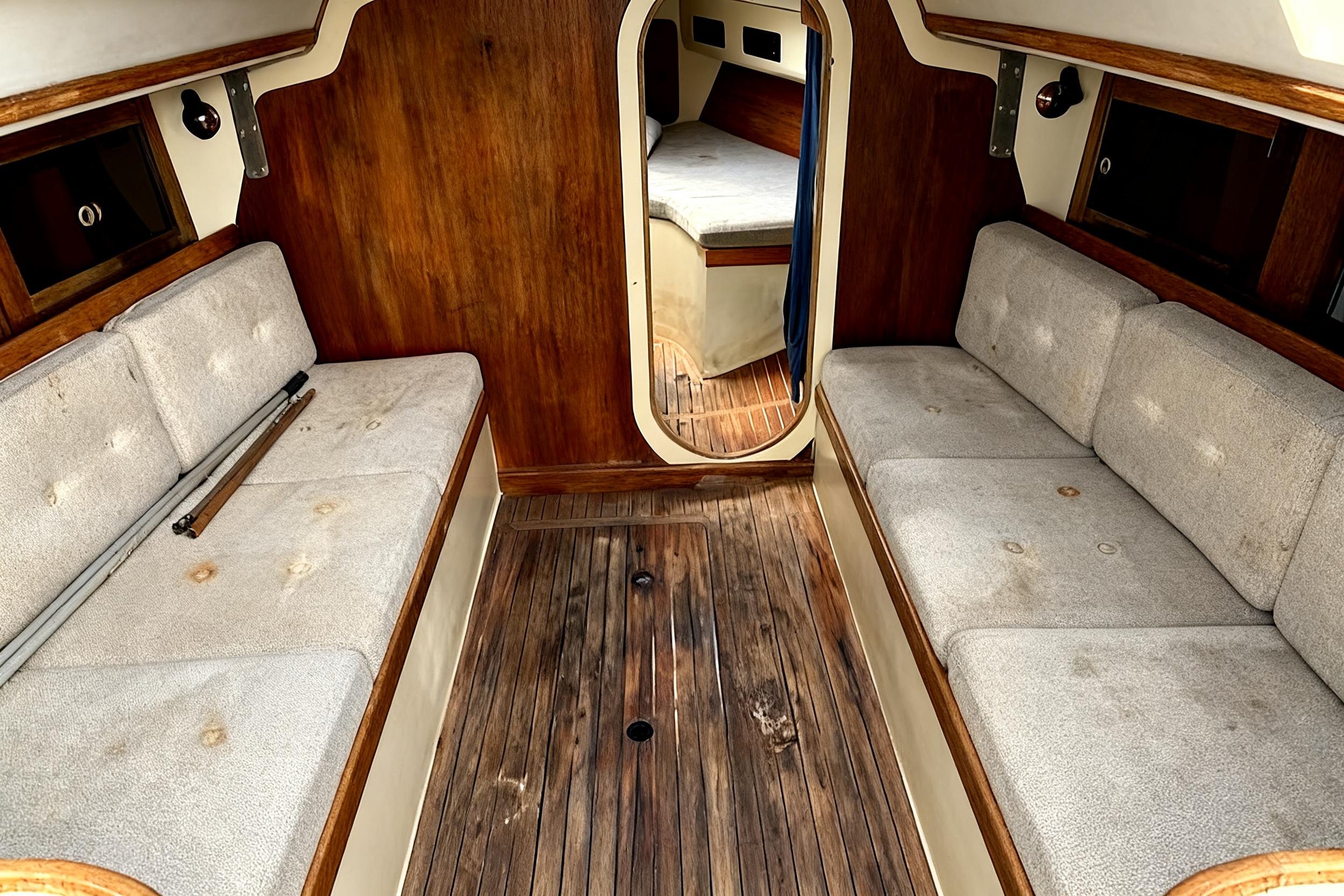 1981 J Boats J30