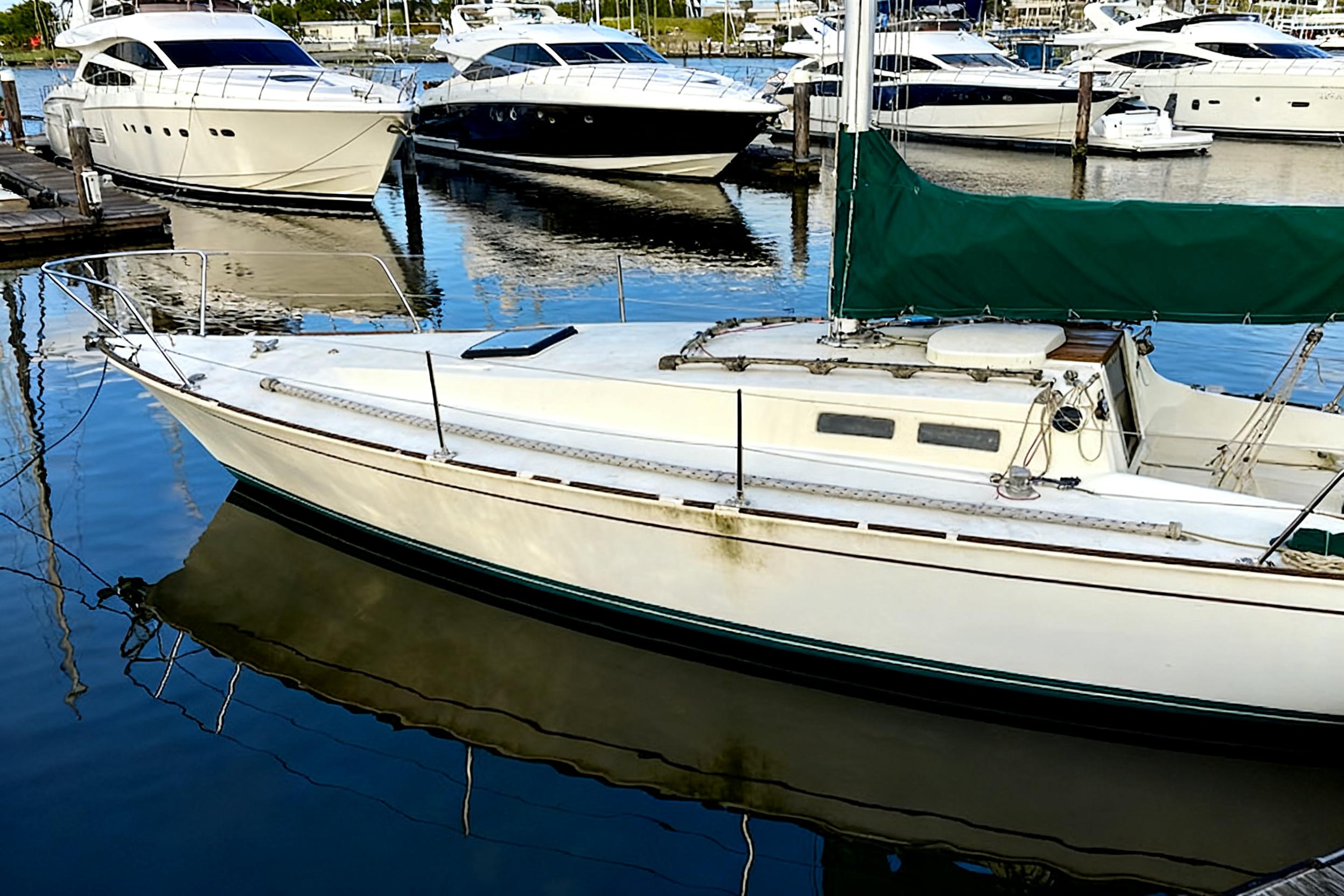 1981 J Boats J30