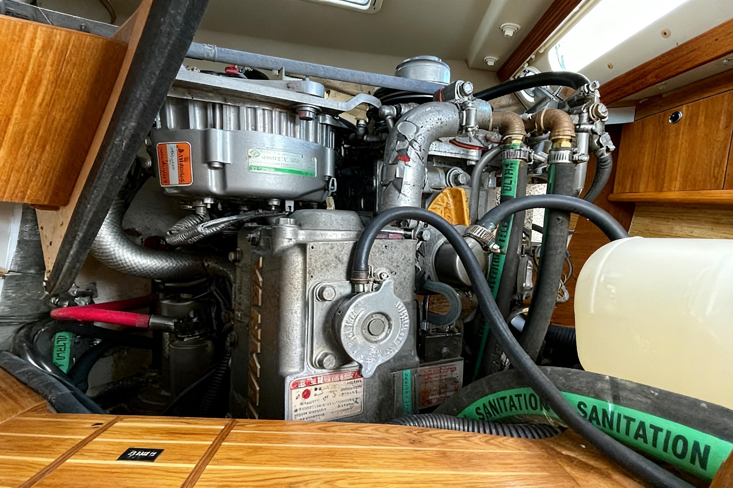 2001 Catalina 380