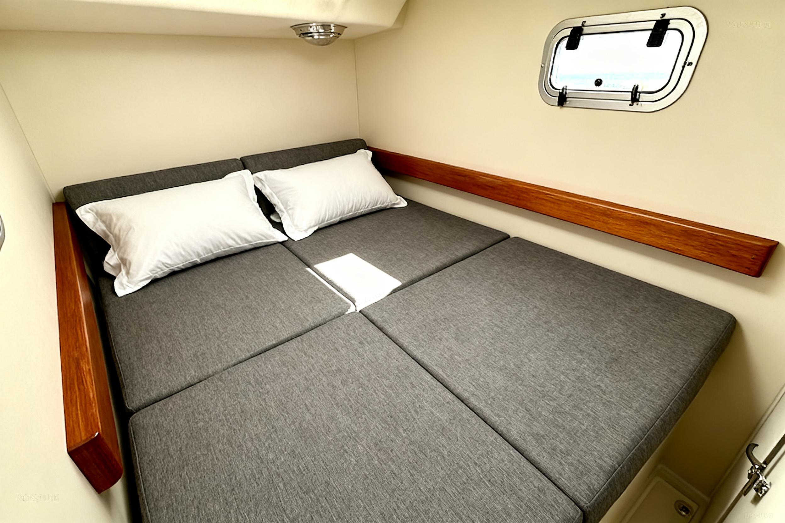 2002 Glacier Bay 2690 Coastal Runner