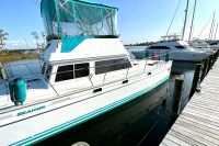 2004 PDQ 34 Power Catamaran