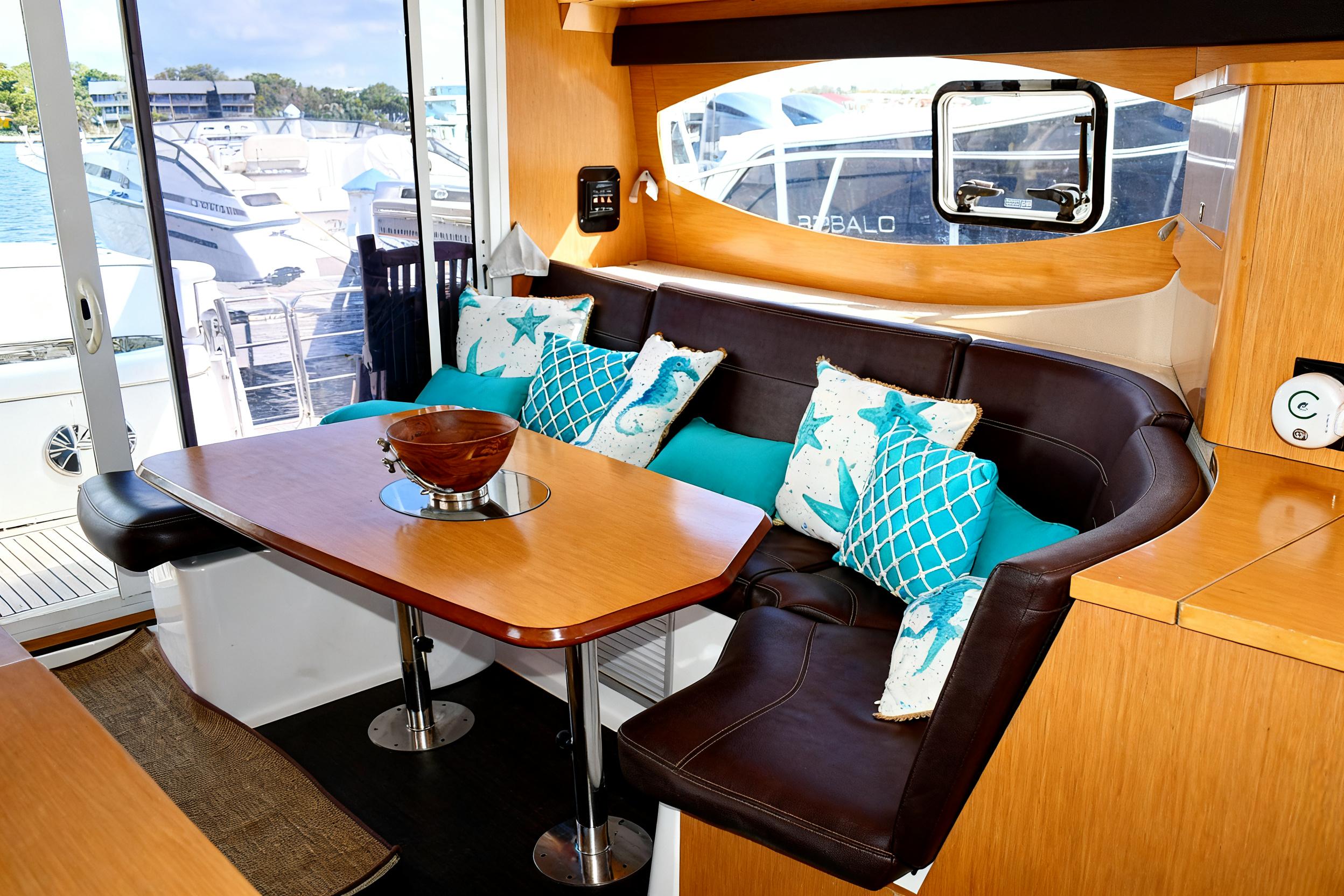 2012 Fountaine Pajot 40