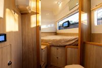 2018 Aquila 36 Cruiser
