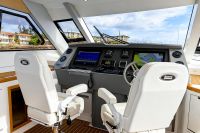 2023 ArrowCat 420 Flybridge 