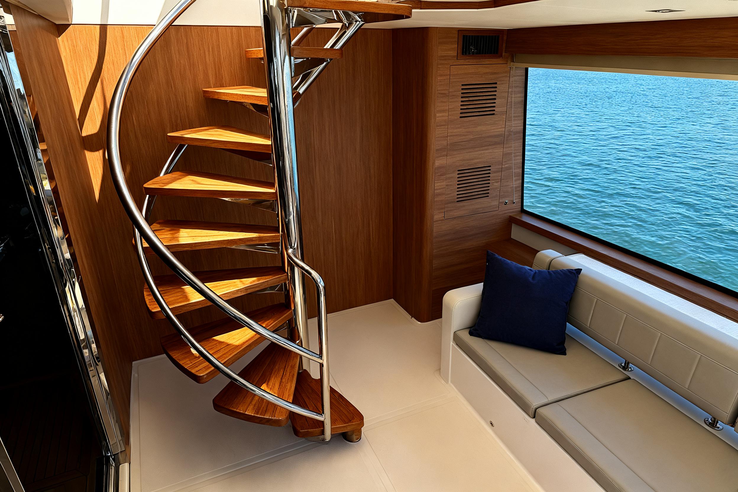 2025 Aquila 54 Yacht