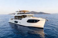 2026 Absolute 70 Navetta