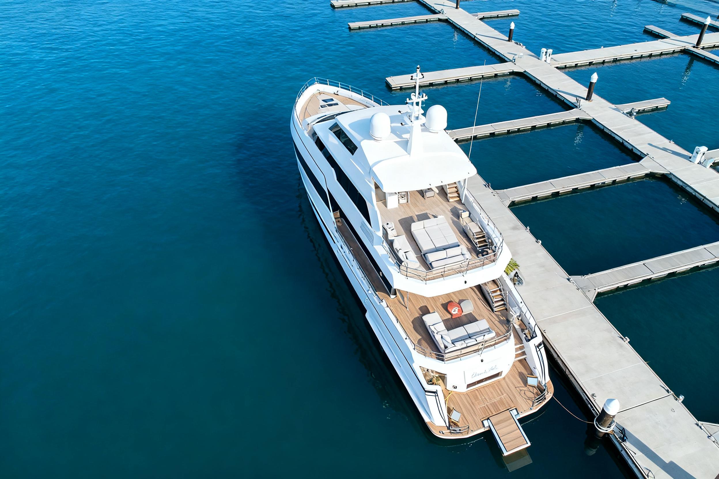 2027 Inace Explora 90