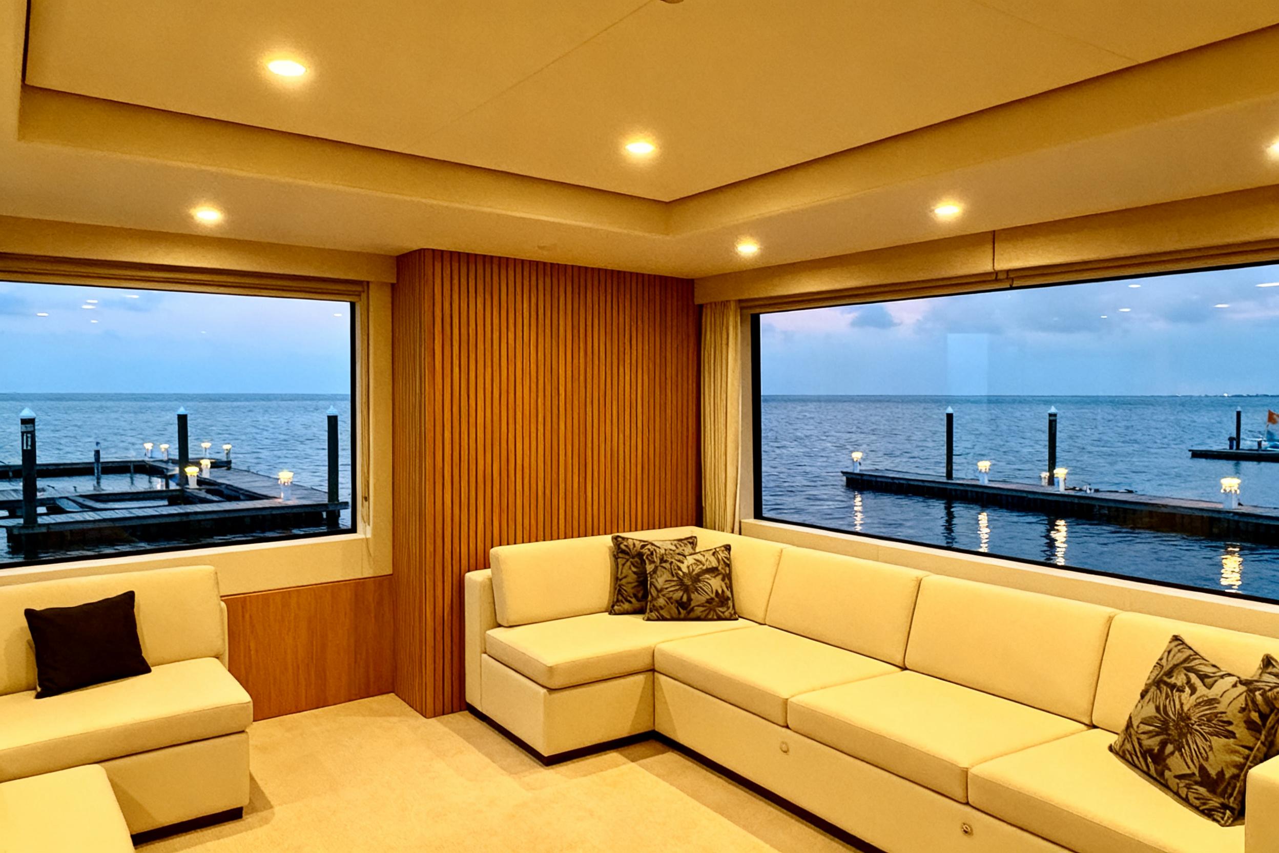 1987 Burger 86 Raised Pilothouse