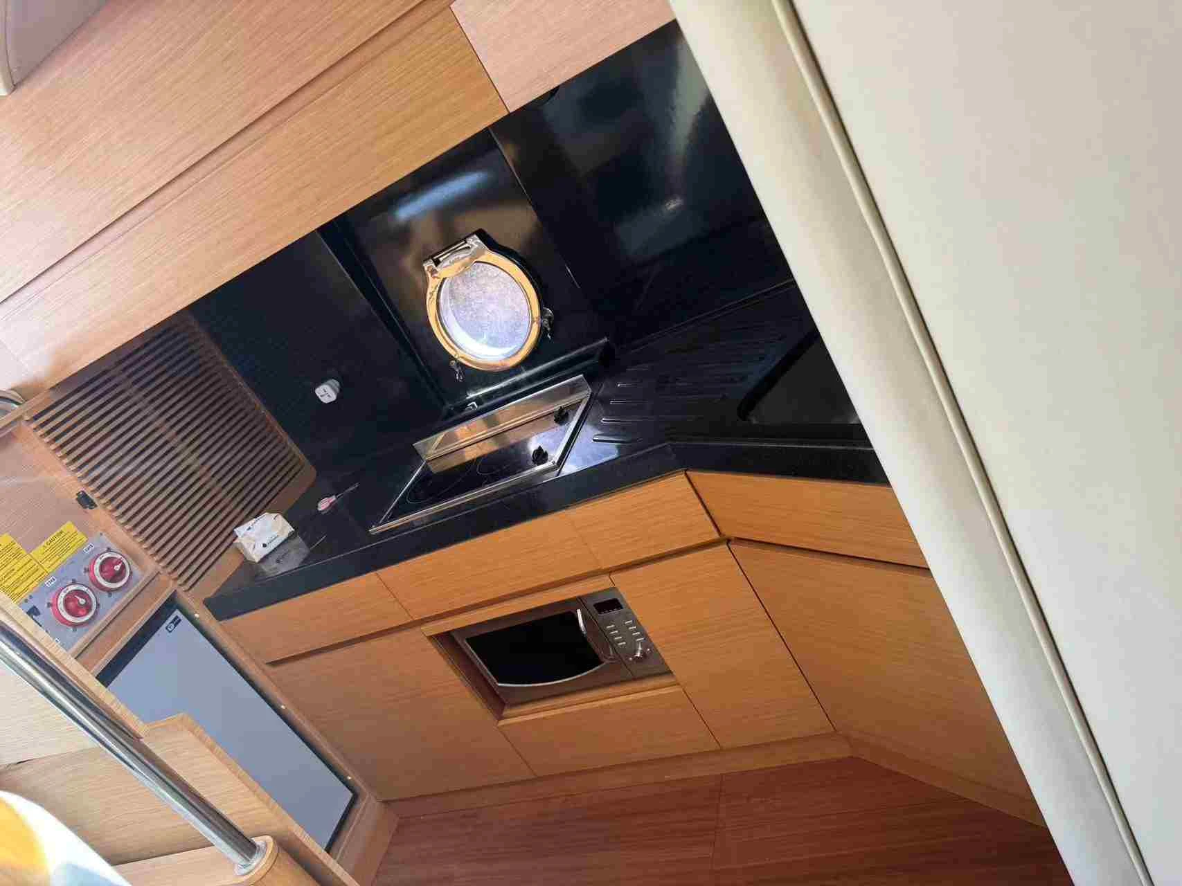 Azimut 43 Flybridge