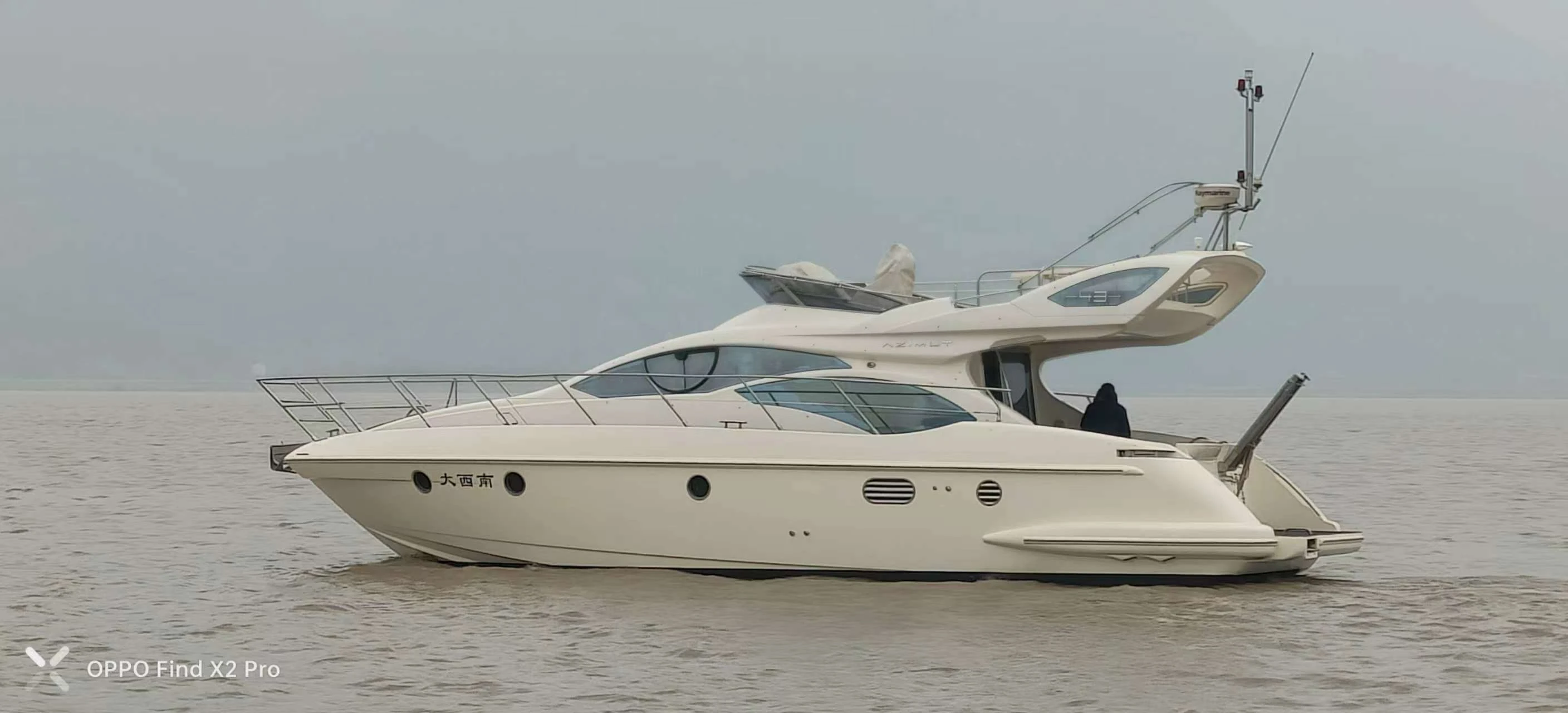 Azimut  43 Flybridge