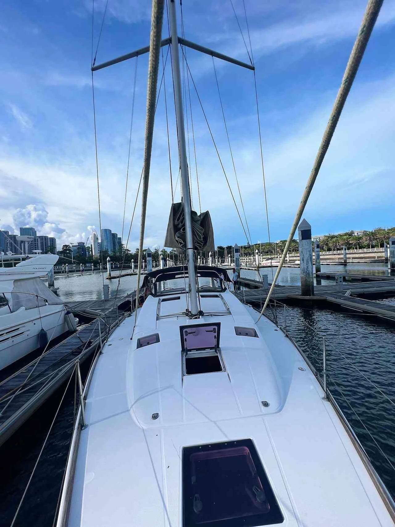 Beneteau Oceanis 43 Family