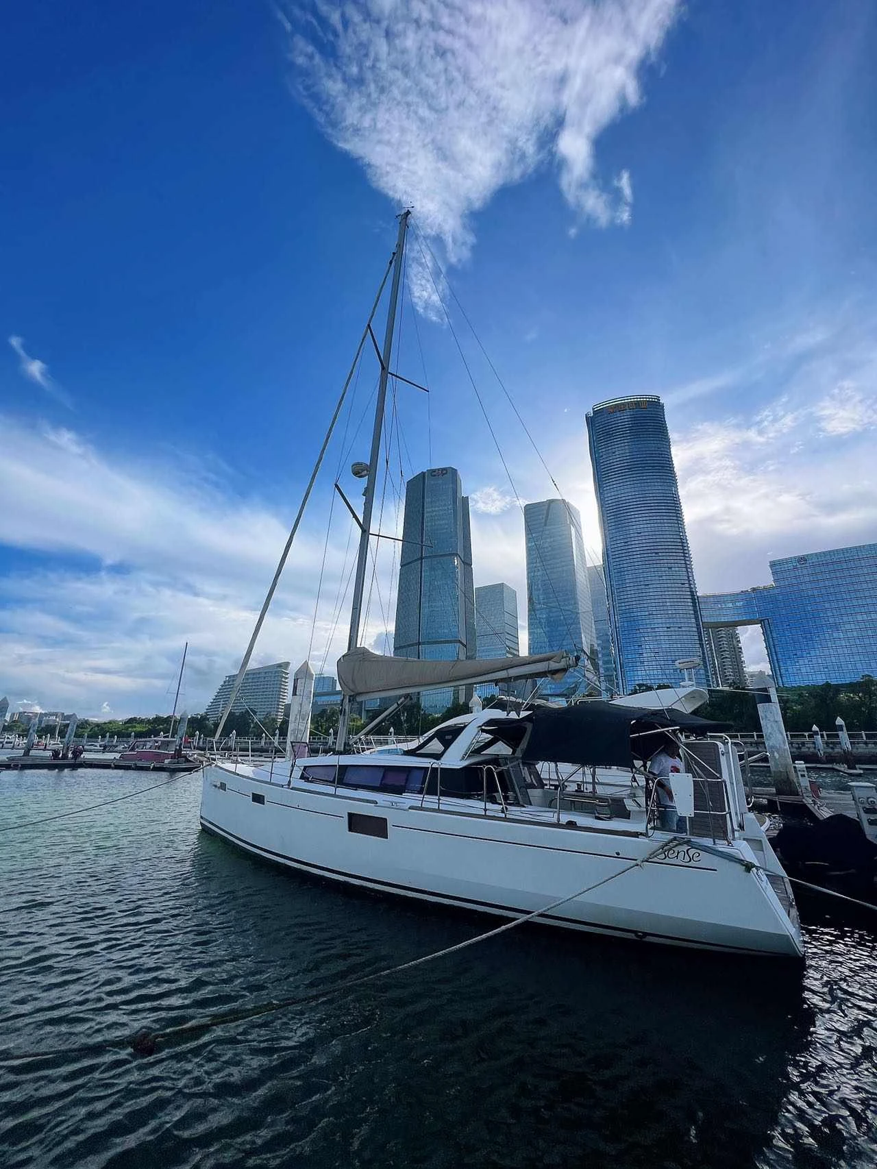 Beneteau Oceanis 43 Family