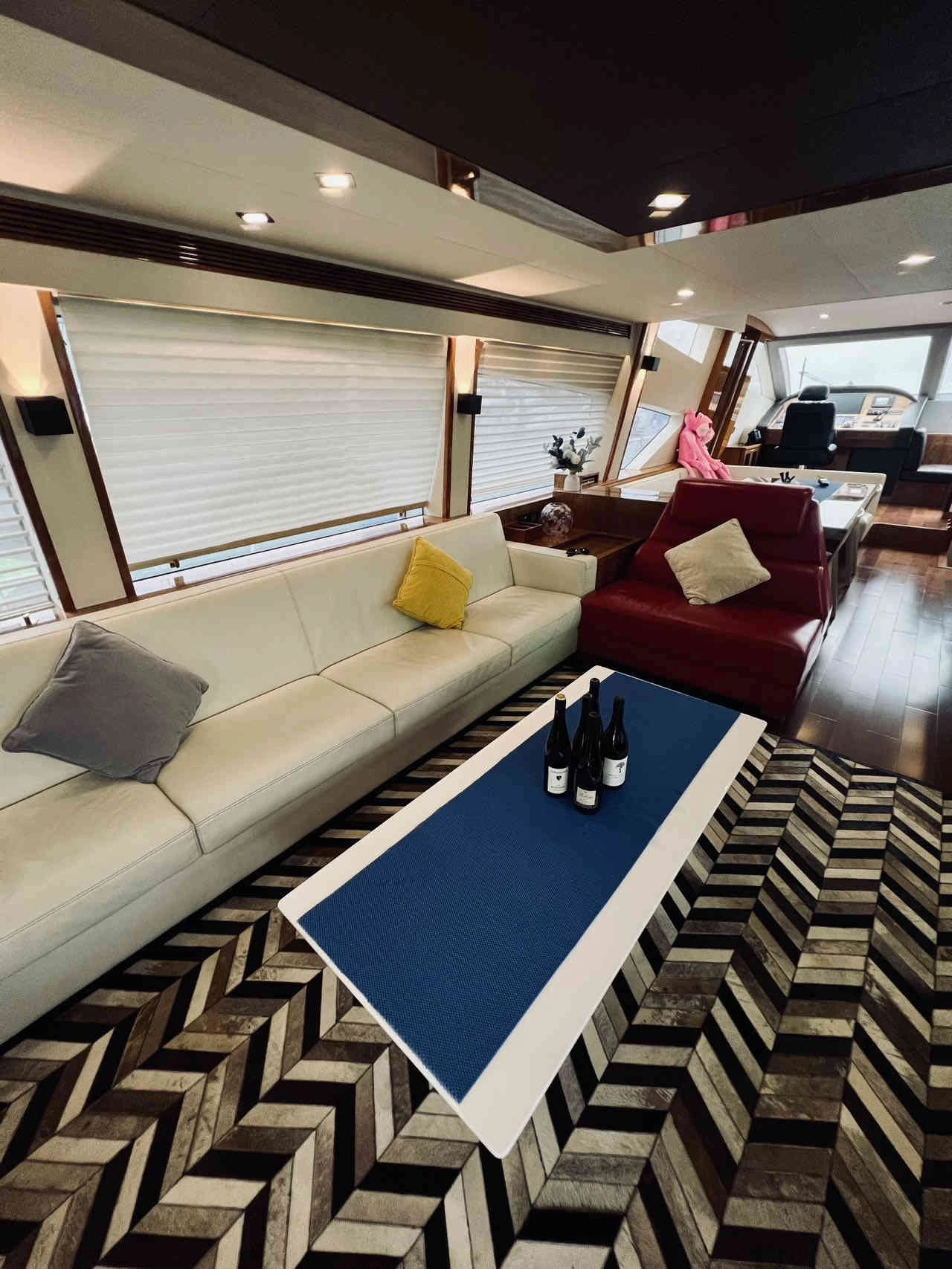 Heysea 82 Luxury Yacht
