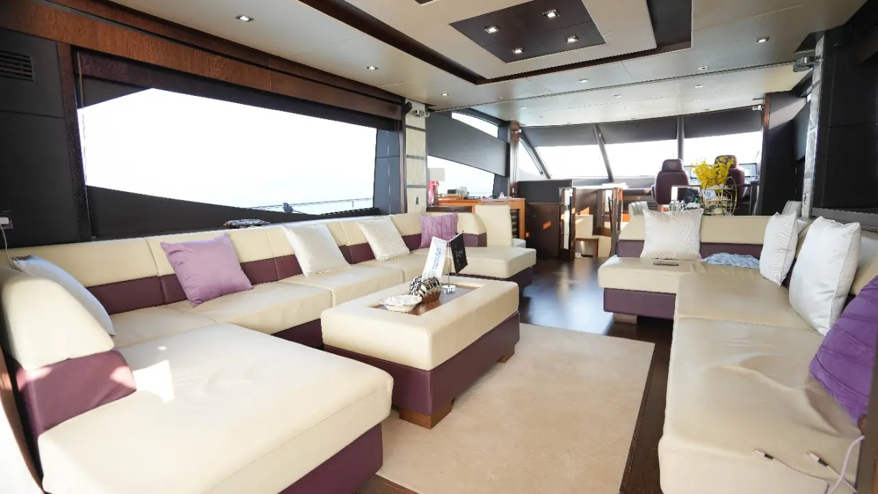Sunseeker 73 Flybridge