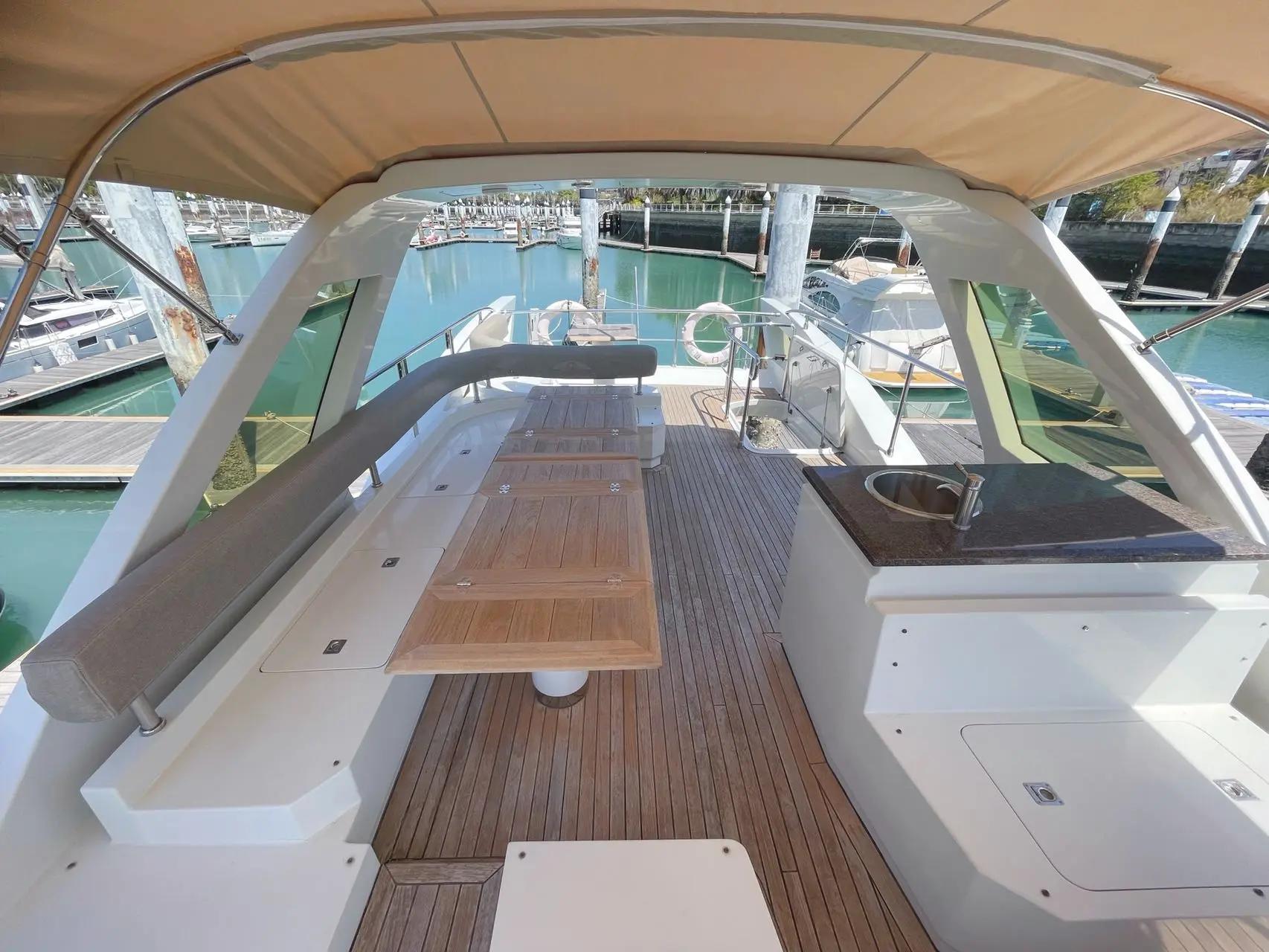 ChangHe 62 Flybridge