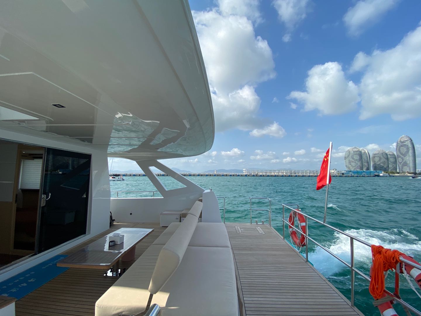 HanSheng 53 Catamaran Flybridge