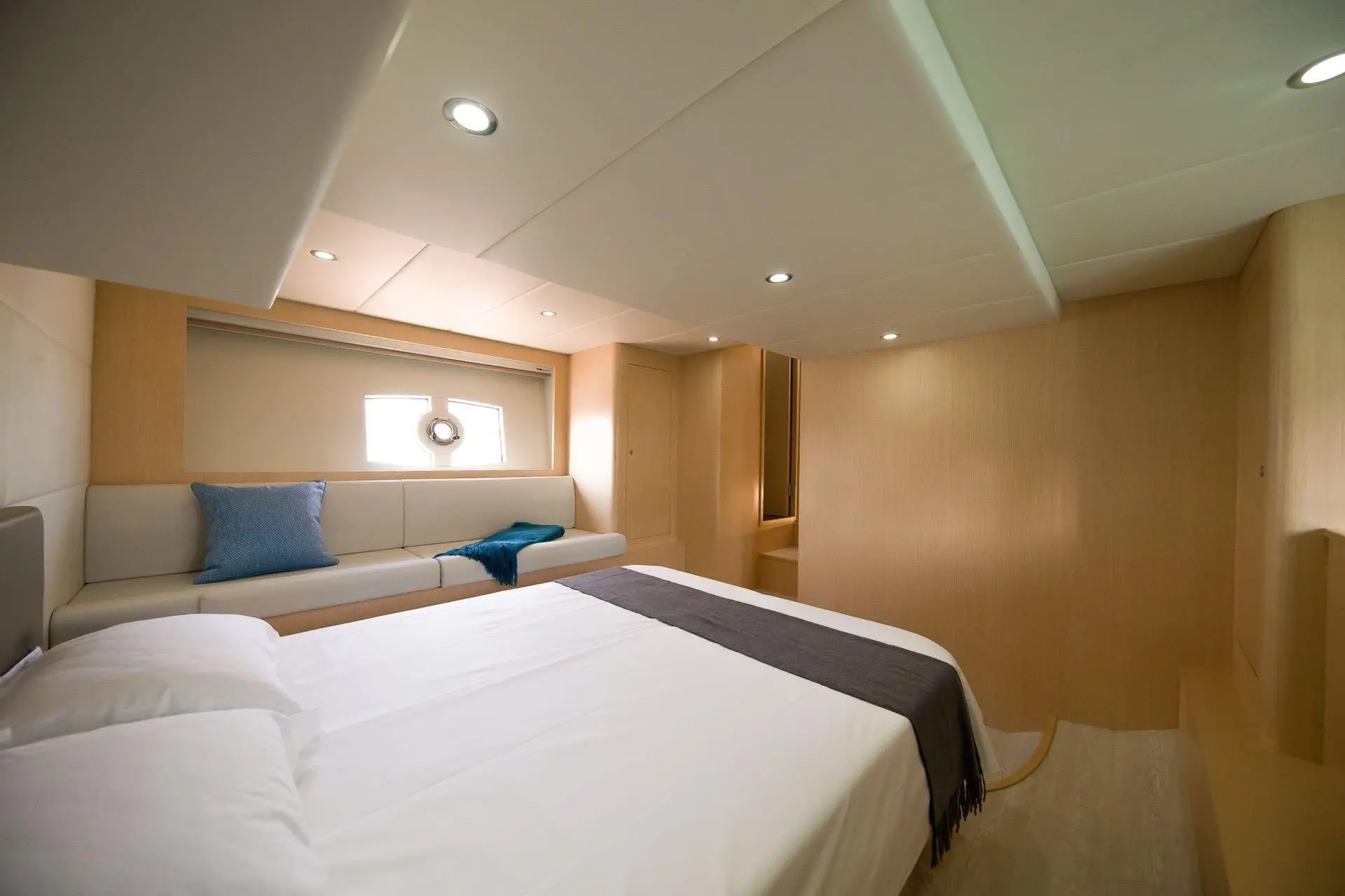 MoonOcean 52 Flybridge