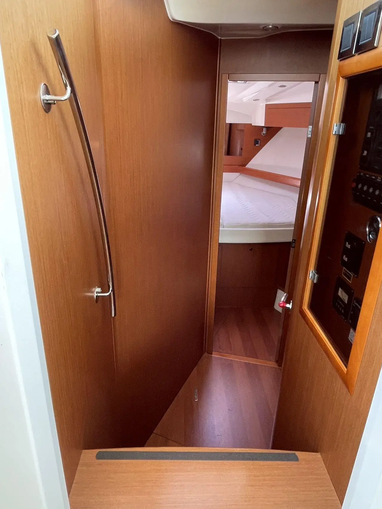 Barracuda 42 Flybridge