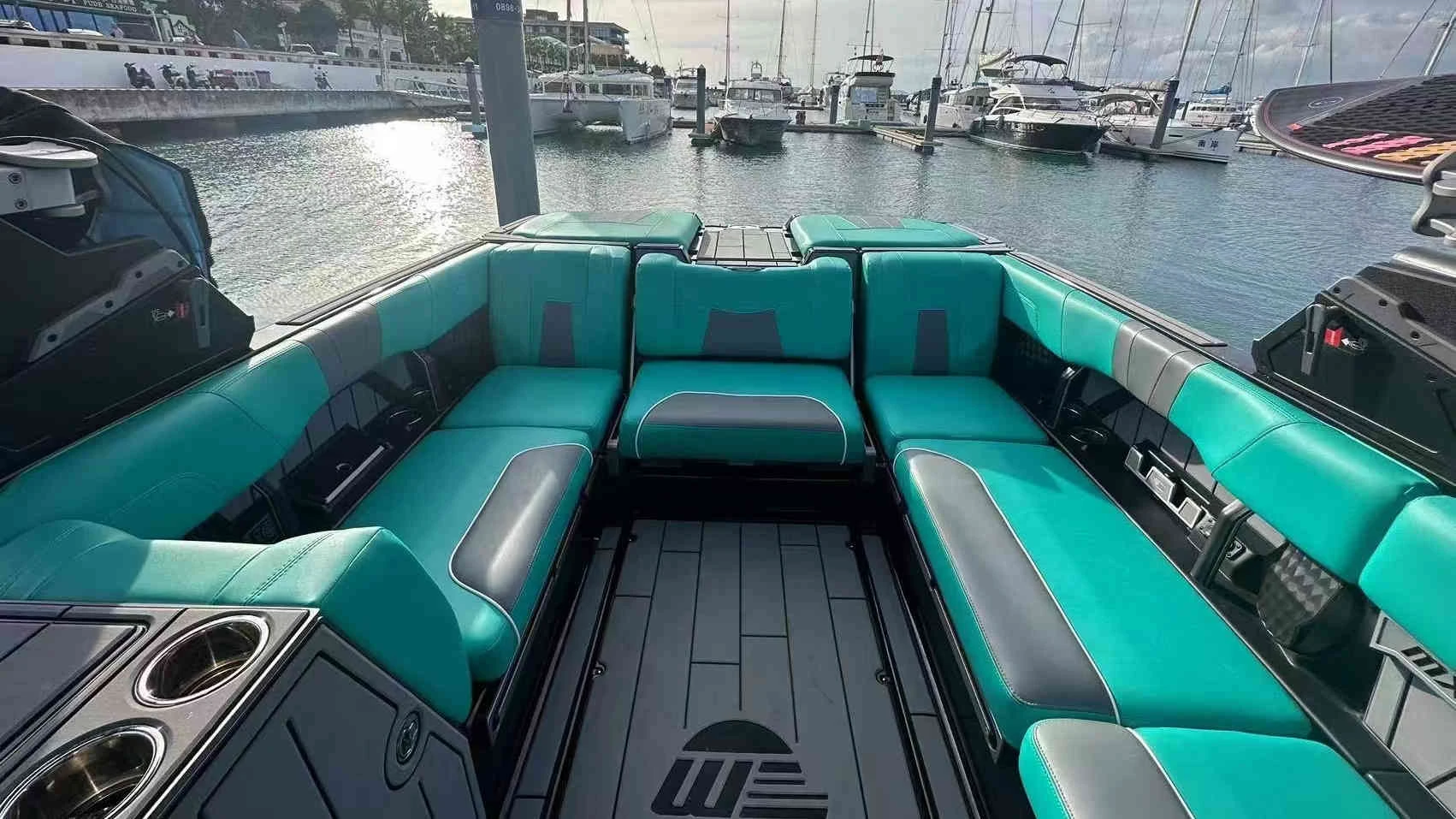 Malibu 24 MXZ