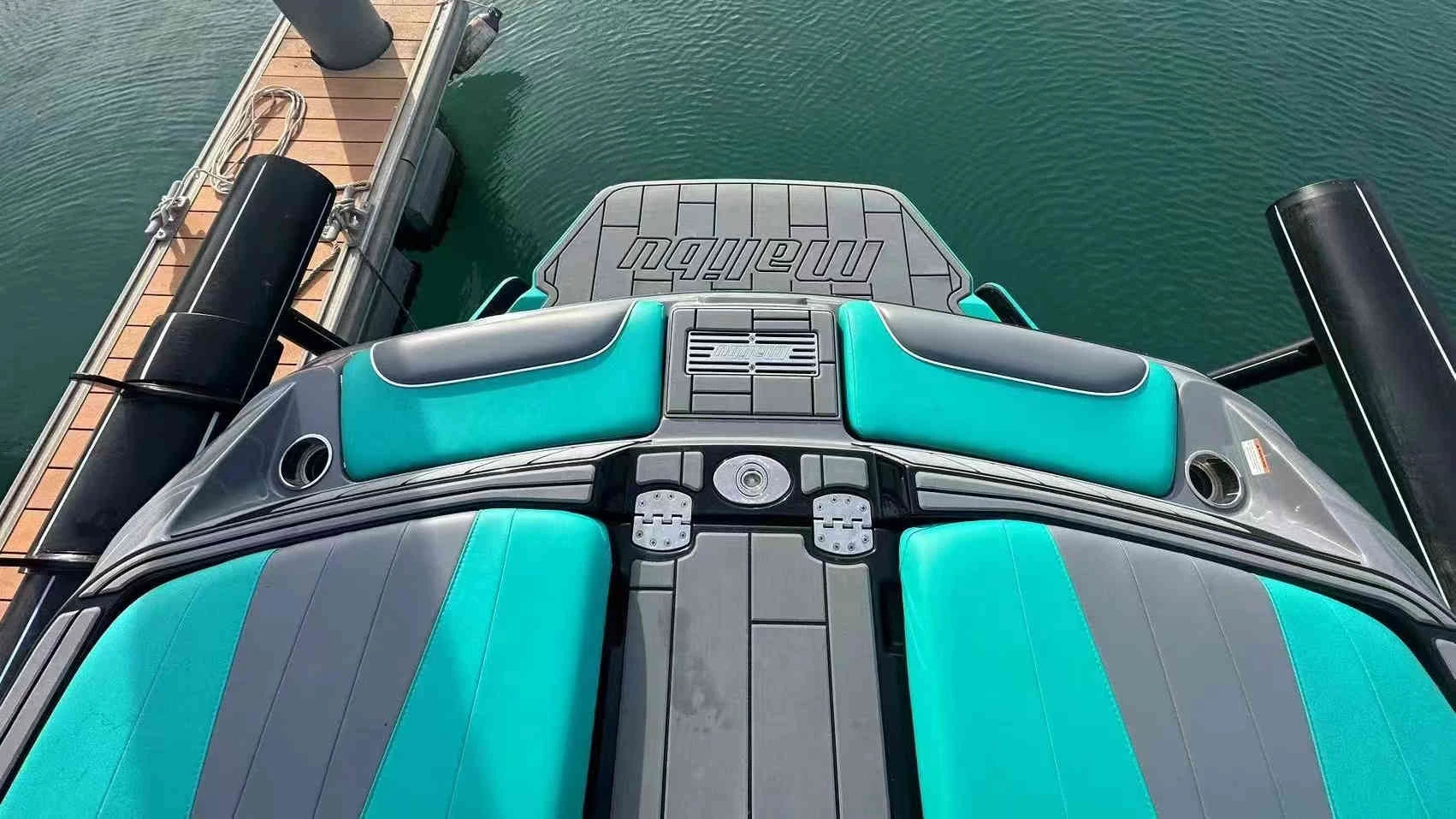Malibu 24 MXZ