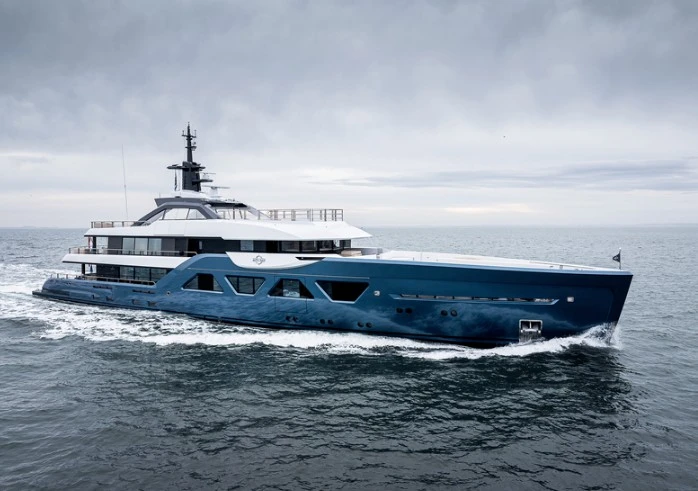 Amels 60 model superyacht 21.12