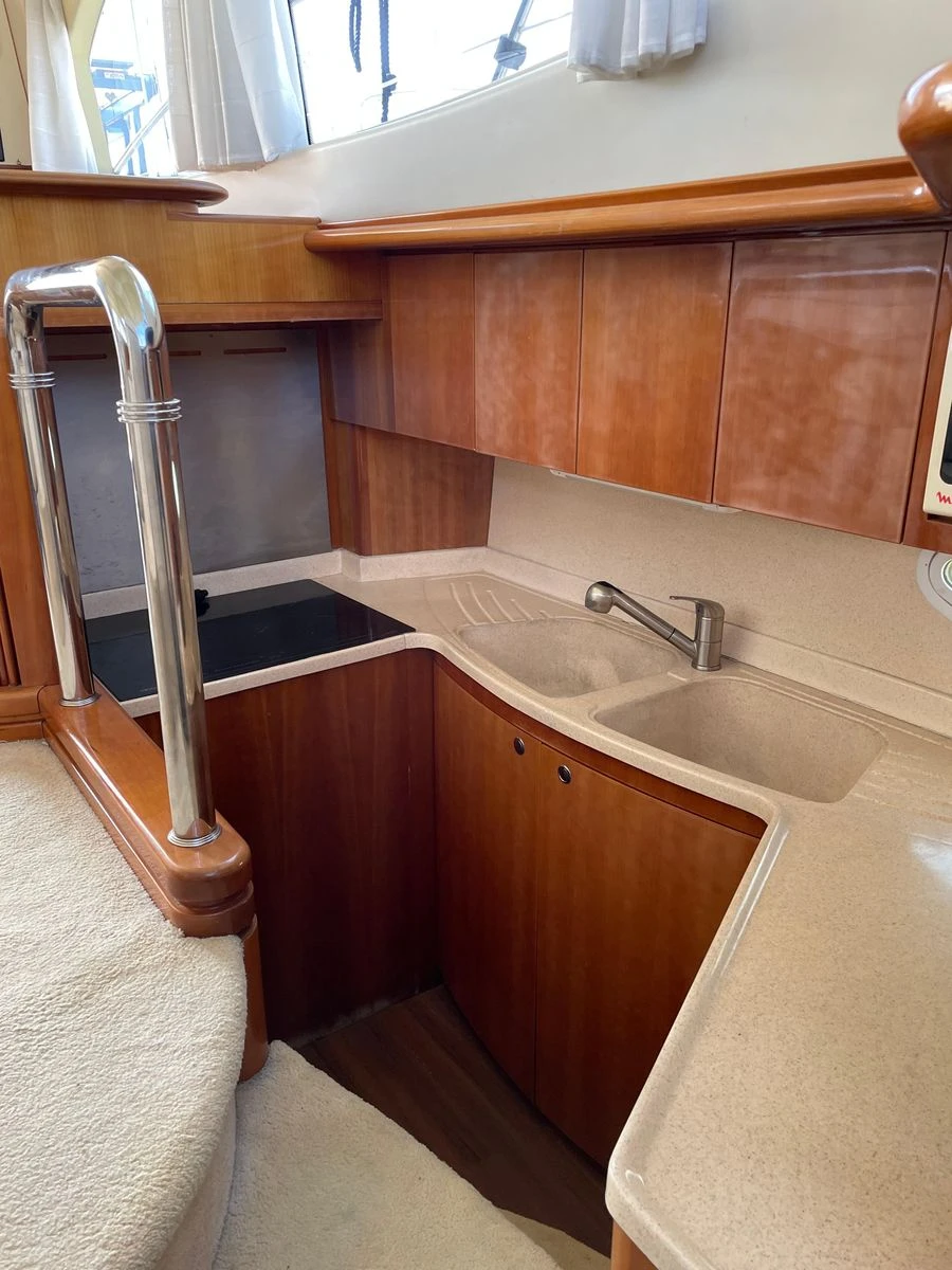 Azimut 46 Flybridge