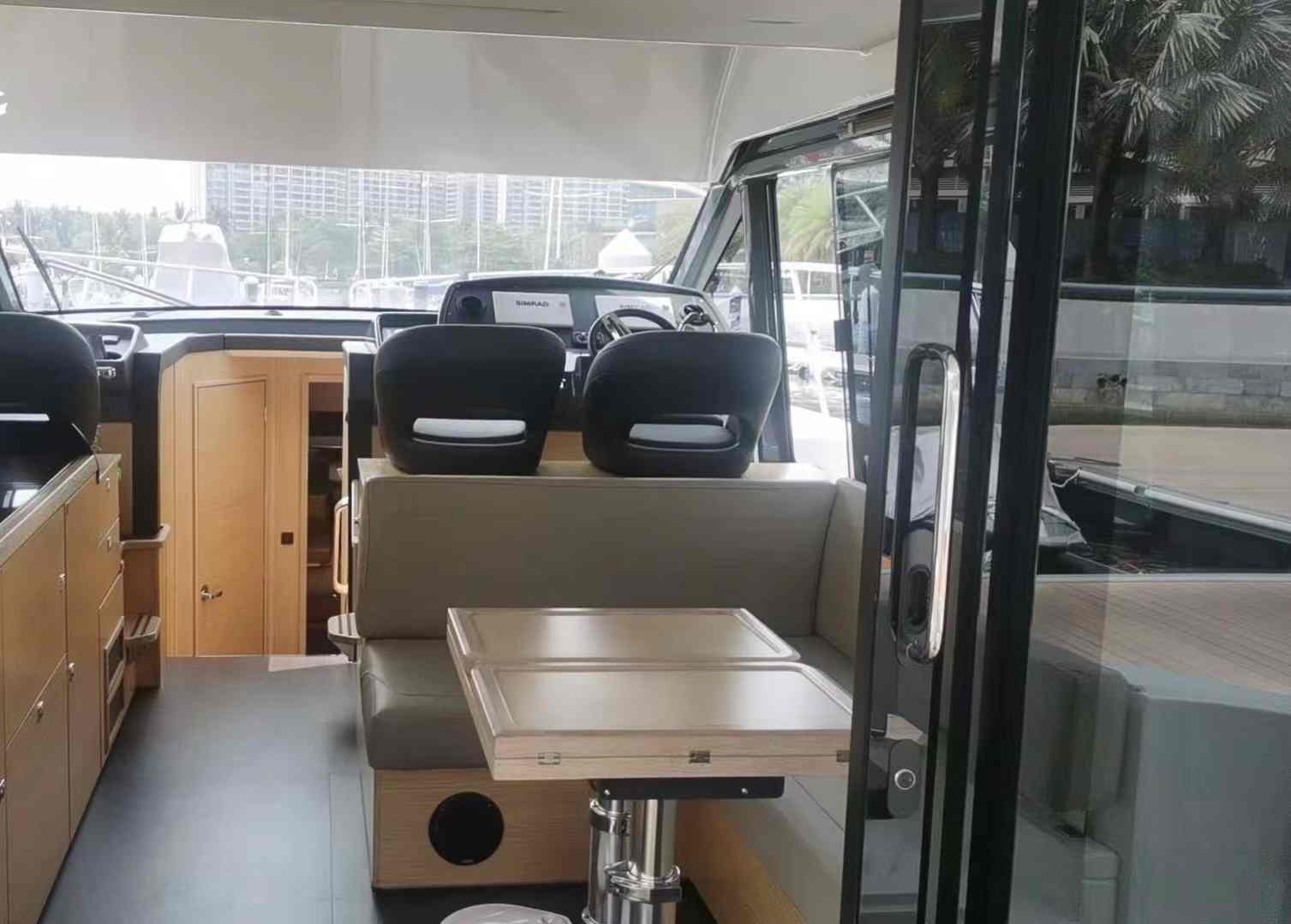  Bavaria R40 Flybridge