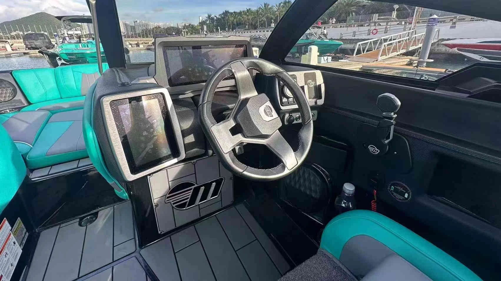 Malibu 24 MXZ