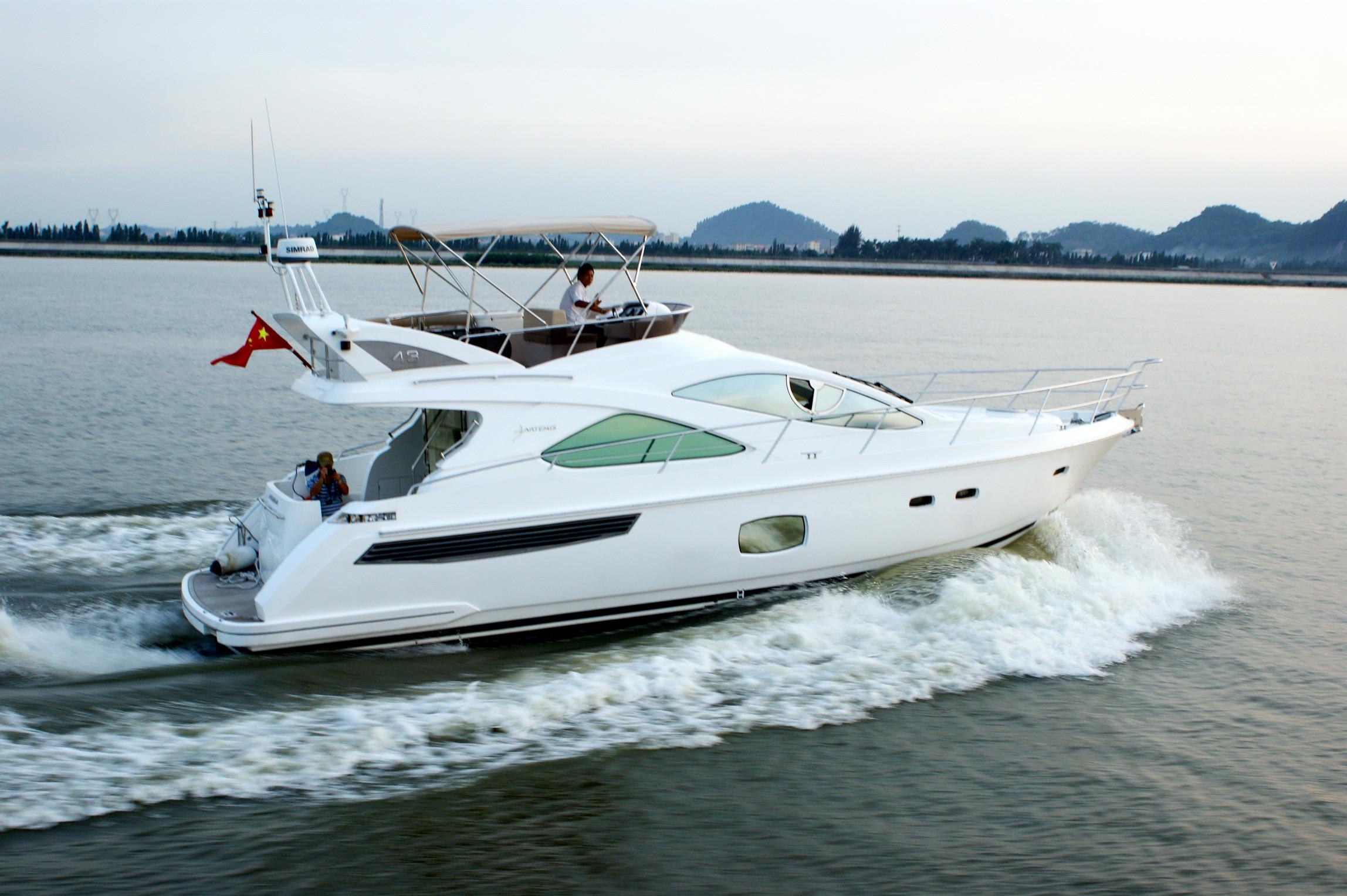 Lurssen V355 logo