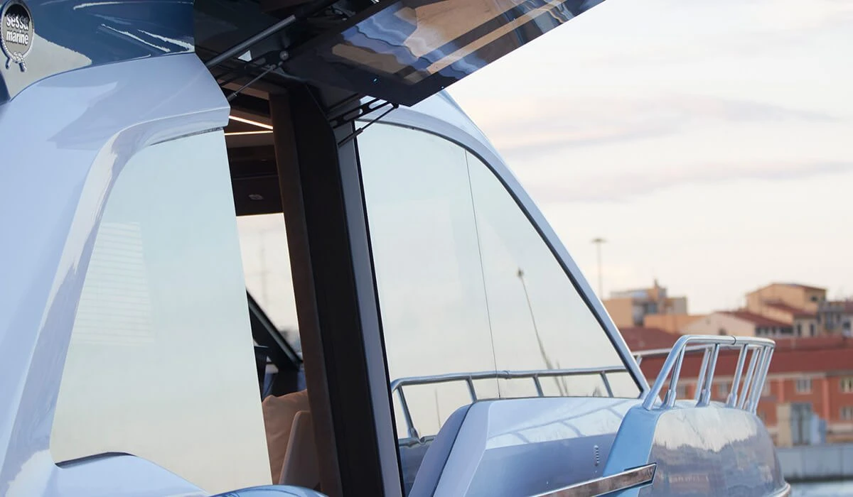 Sessa FLY68 GULLWING
