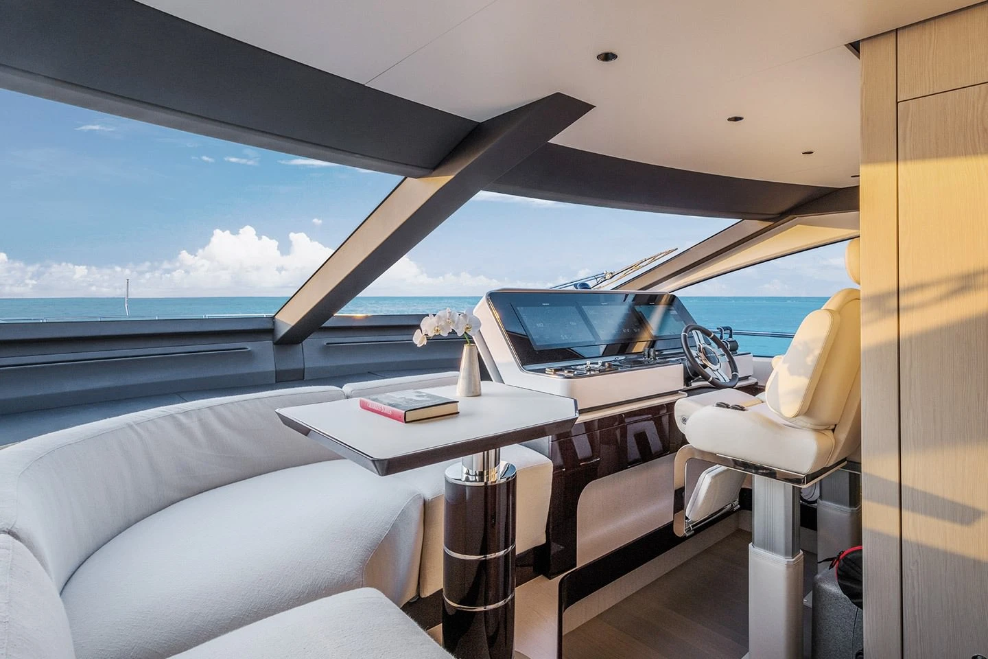 Azimut Grande 25 METRI