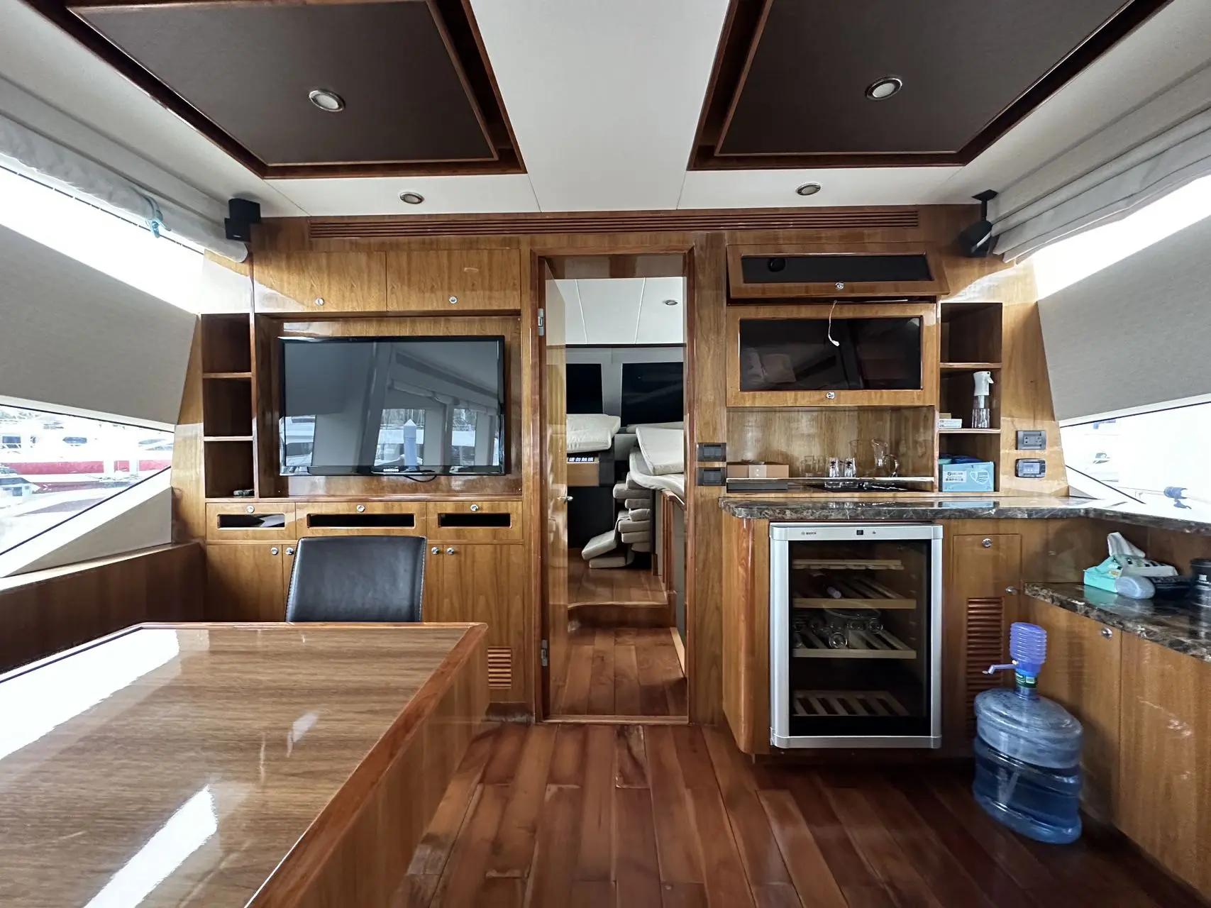 Heysea 82 Flybridge