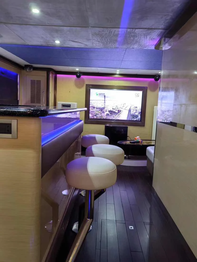 72-foot Yacht