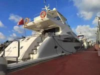 72-foot Yacht