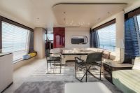 Azimut Grande 25 METRI