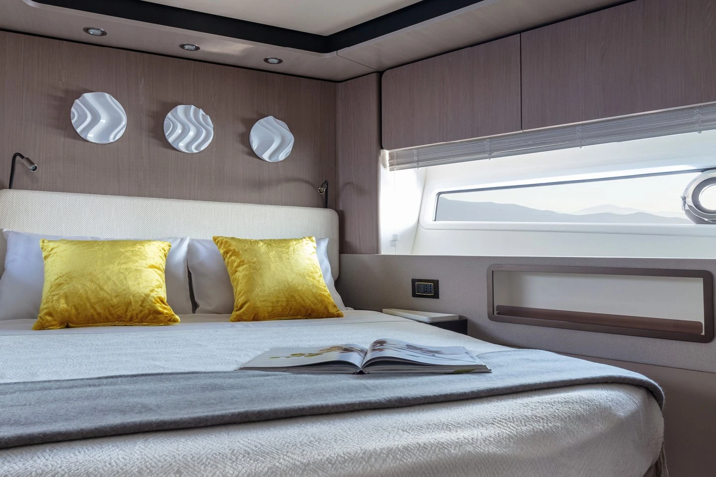 Azimut 72 FLY