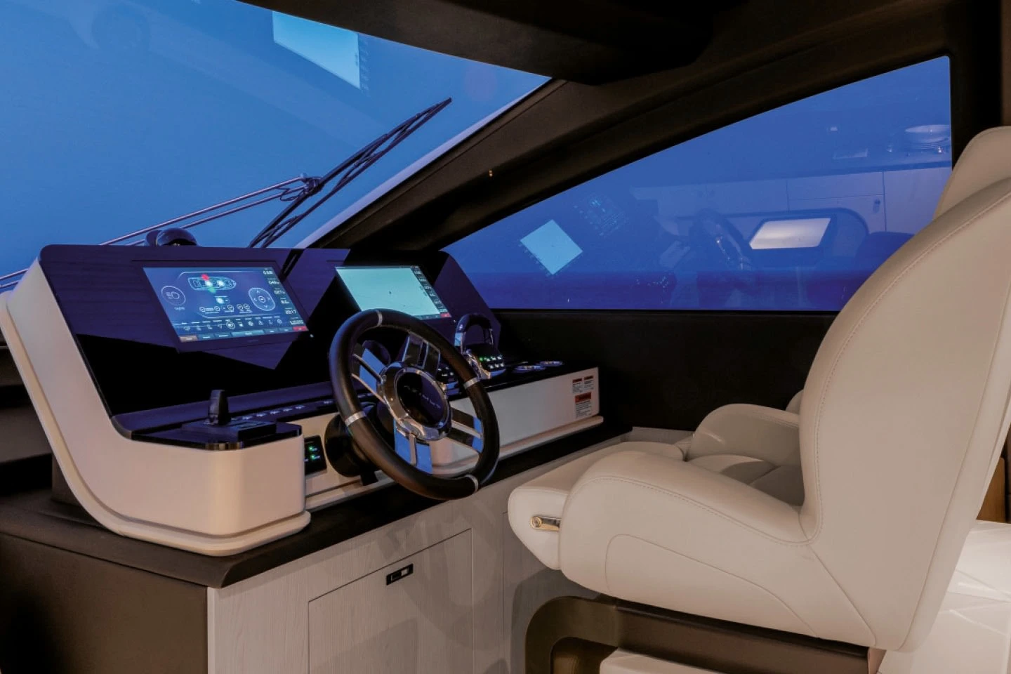 Azimut 78 FLY