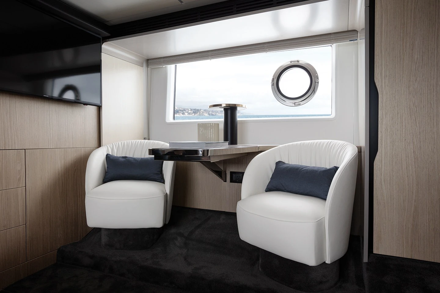 Azimut Magellano 66