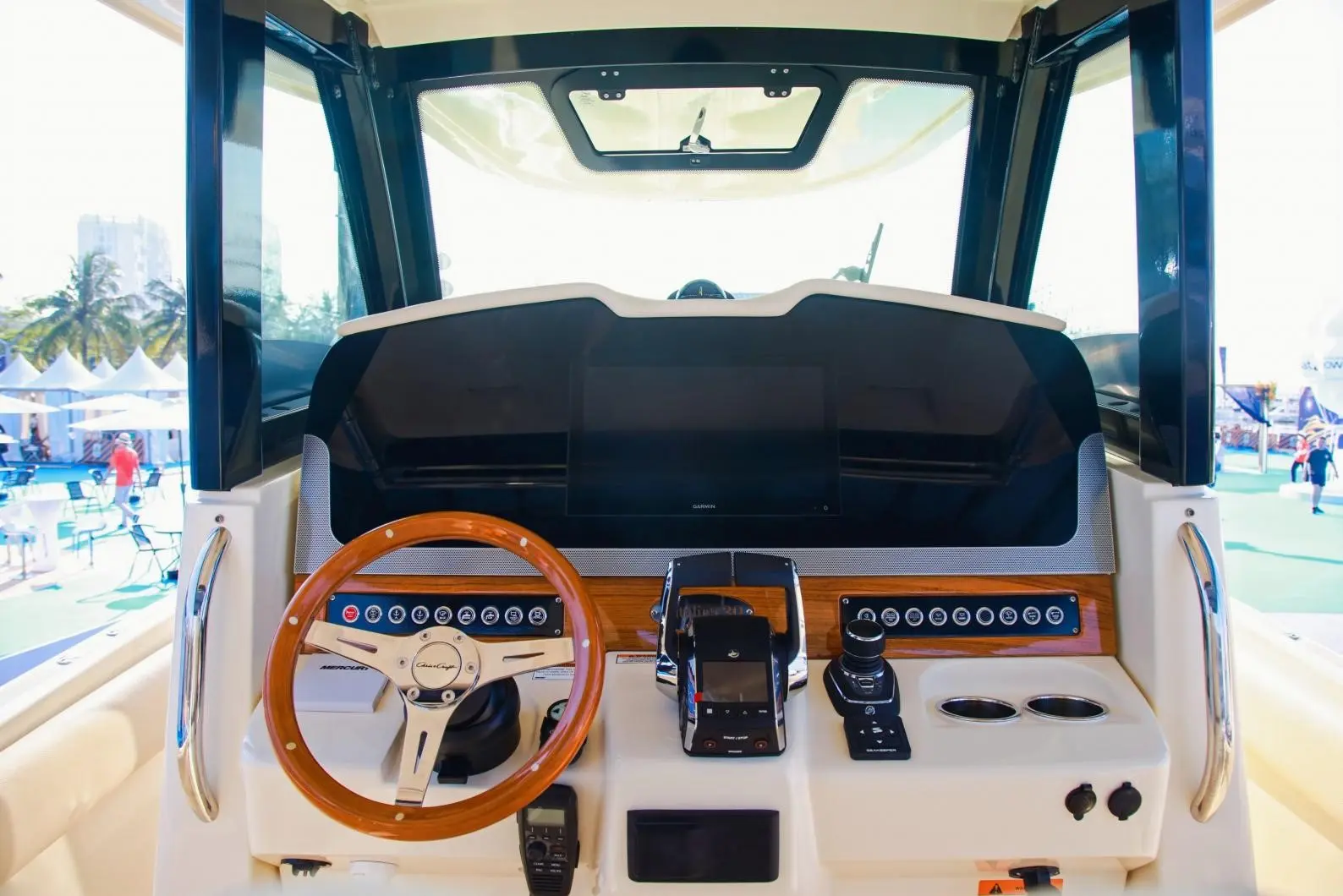 ChrisCraft Catalina 30