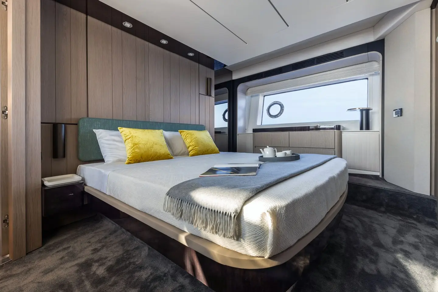 Azimut 72 FLY