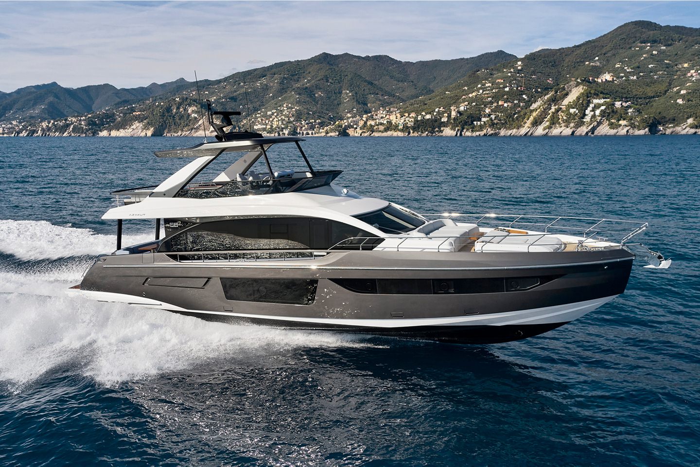 Azimut FLY 68 logo