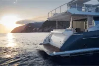 Azimut 72 FLY