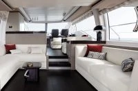 Azimut Magellano 66