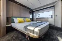 Azimut 72 FLY