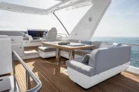 Azimut Magellano 66
