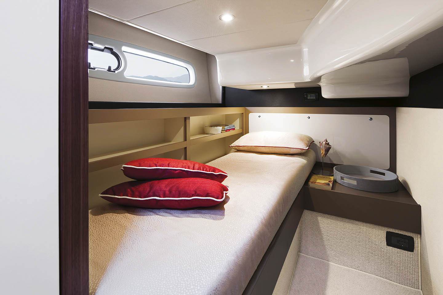 Azimut Magellano 43
