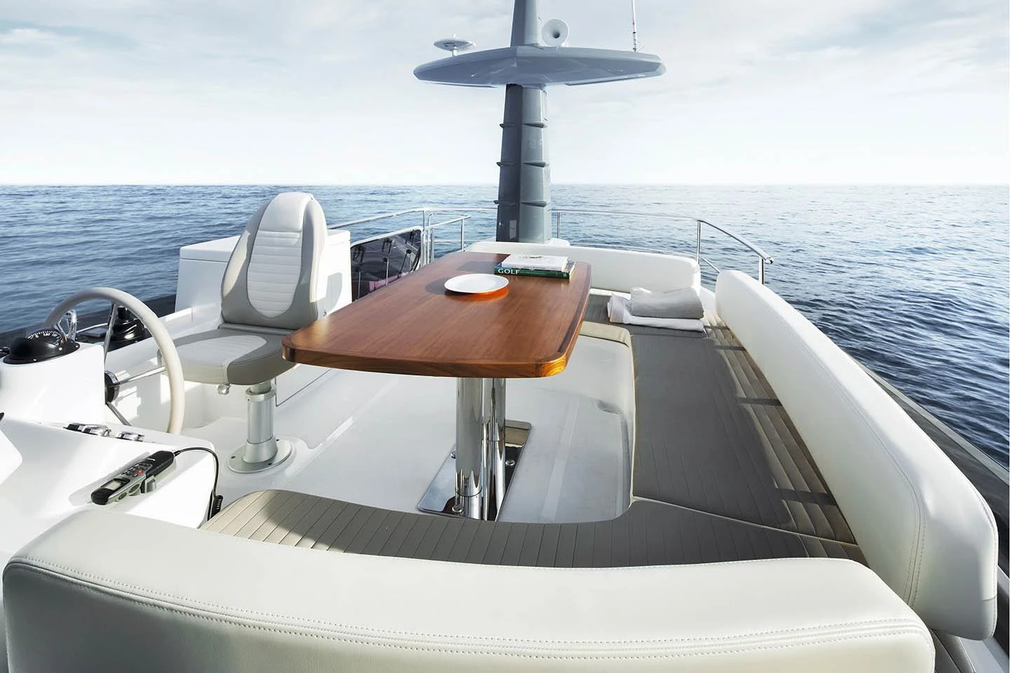 Azimut Magellano 53