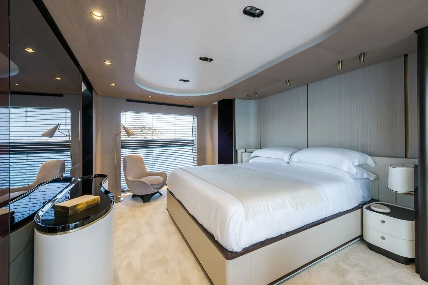 Azimut Grande 27